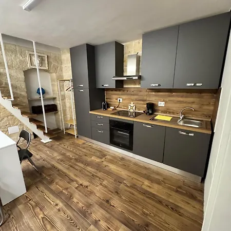 Quarata Apartment